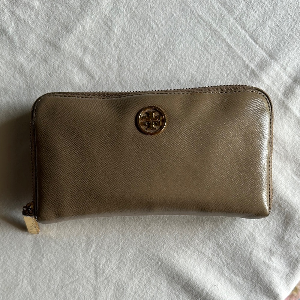 Tory Burch Taupe Wallet